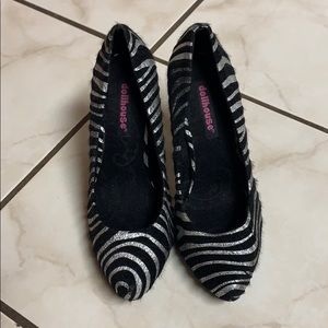 Dollhouse Black & Metallic Zebra Heels. Never Worn